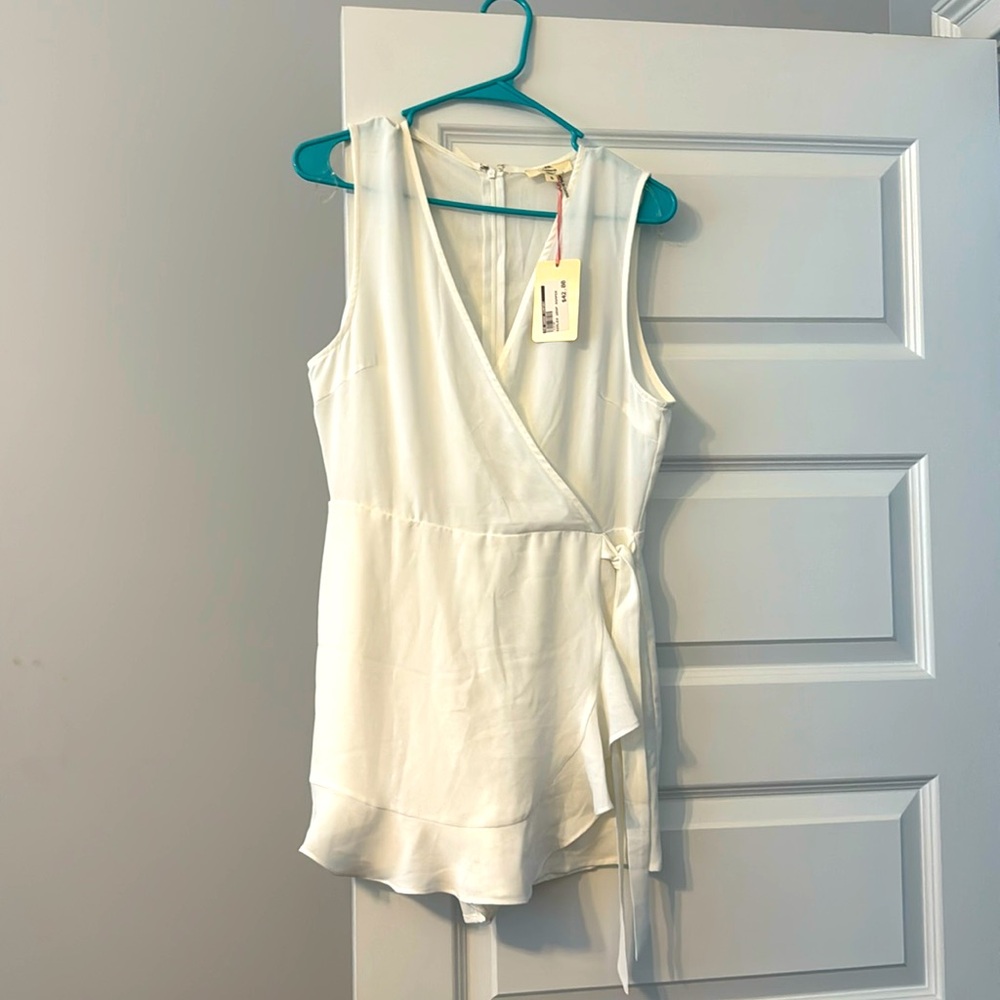 NEW WITH TAGS Size small jumper